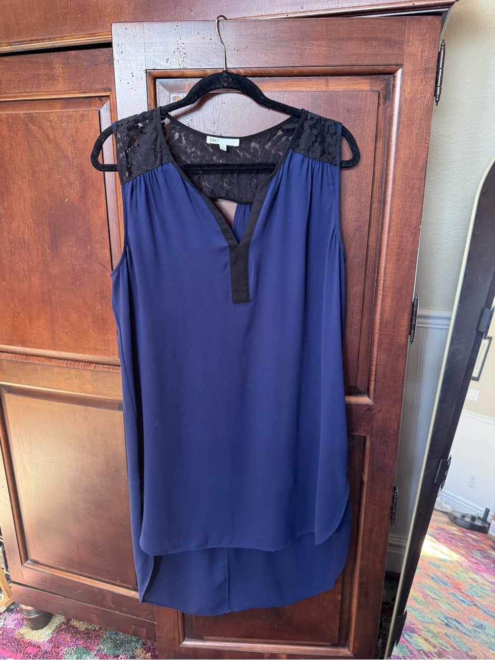 DR2 Black Lace Yoke Sleeveless Top